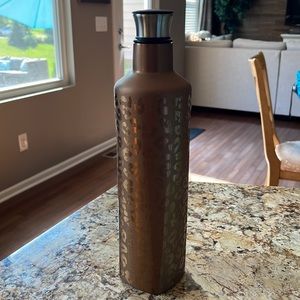 24 oz Gold Brumate ReHydration Tumbler